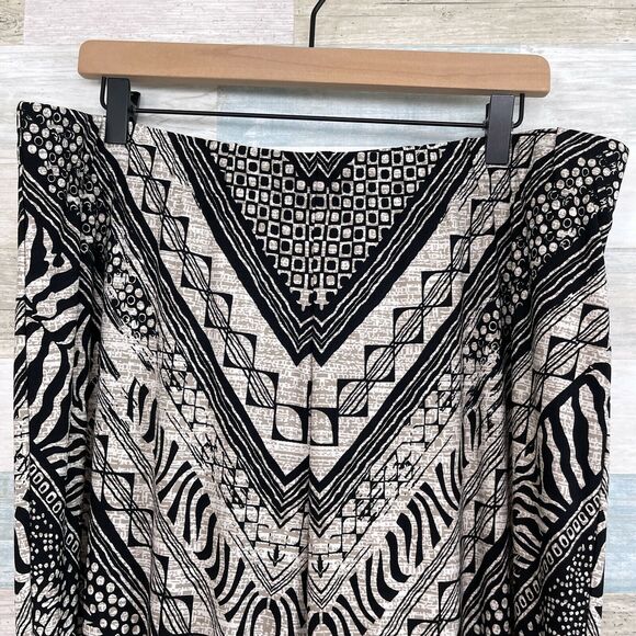 Chicos Ruched Hem Pull On Ankle Pants Beige Black Tribal Stretch Womens XL 3 - Picture 2 of 8